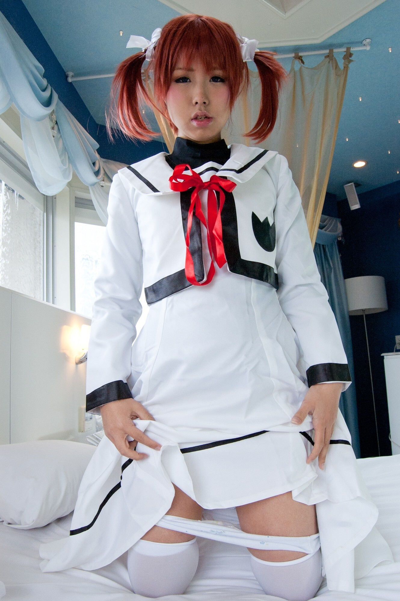 [Cosplay]  Hot Maho Shojo Lyrical Nanoha 1